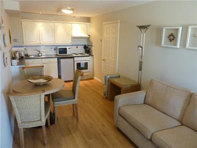 Discovery Bay Beach Apartments – 1 Bedroom Apartment (#4), National Trust Wetlands