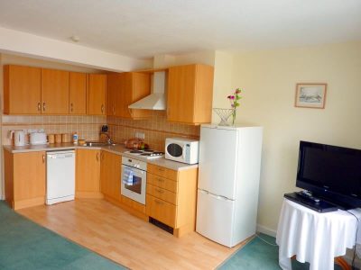 Bay View Beach Suites – 2 Bed Apt Seaview, St Brelade's Bay